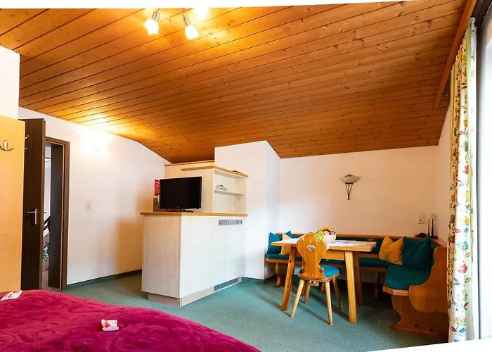 Petererhof Konukevi 3*